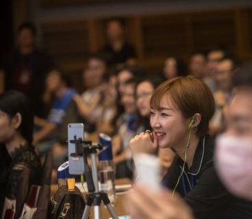 移動直播元年：內(nèi)容單一 80%流量靠網(wǎng)紅主播